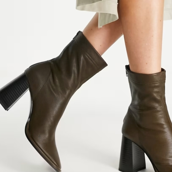 Mango leather heeled ankle boots in khaki Size 36/6 - Picture 2 of 9